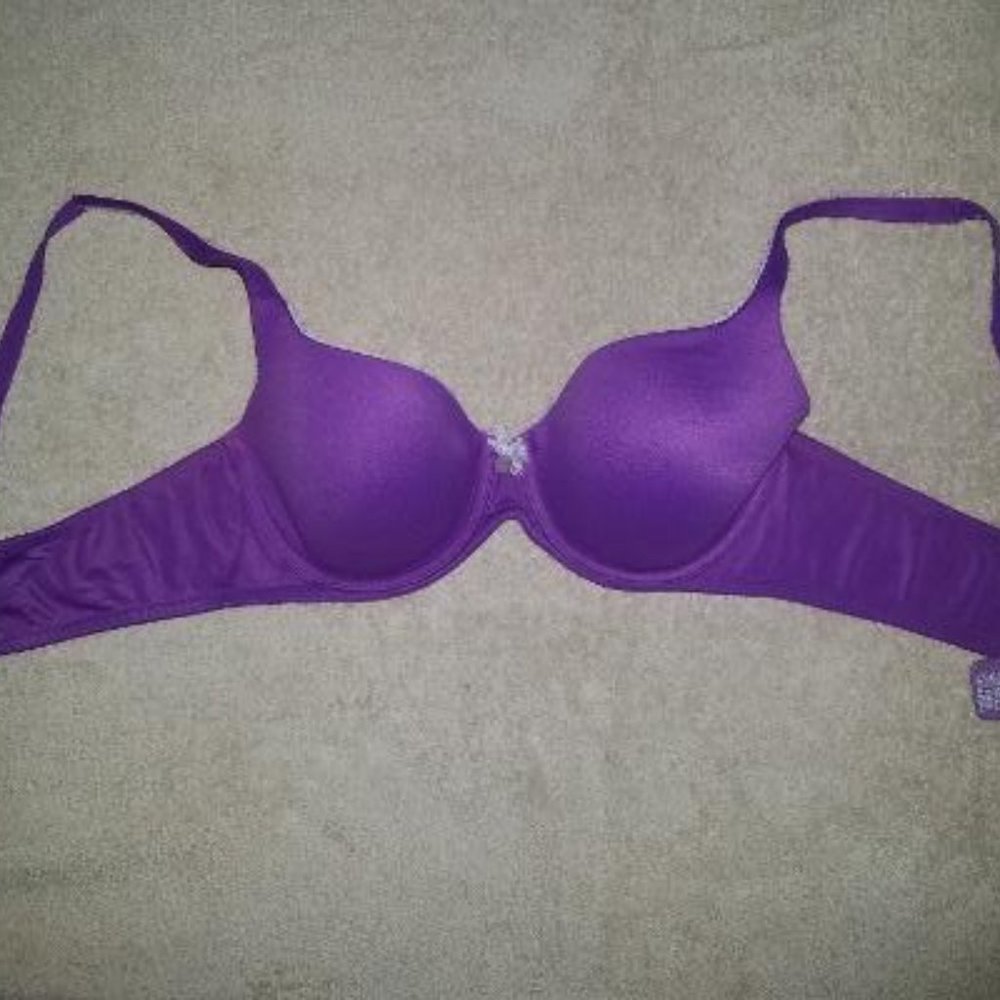 PURPLE VICTORIA'S SECRET BRA